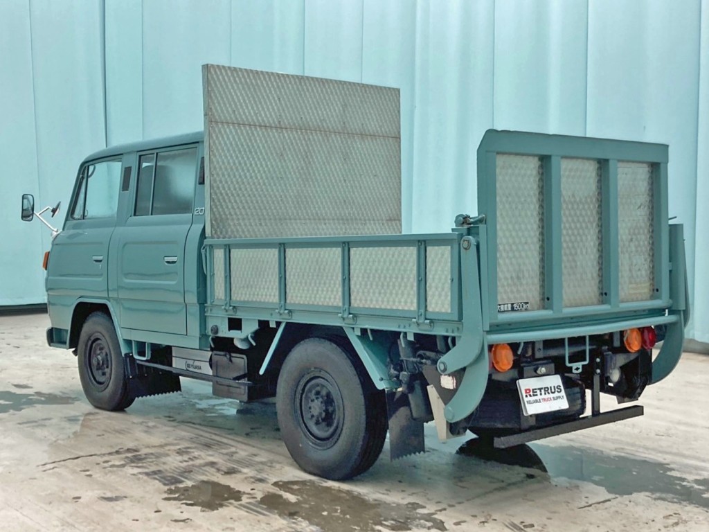 三菱  T200CP(2WD)の写真3