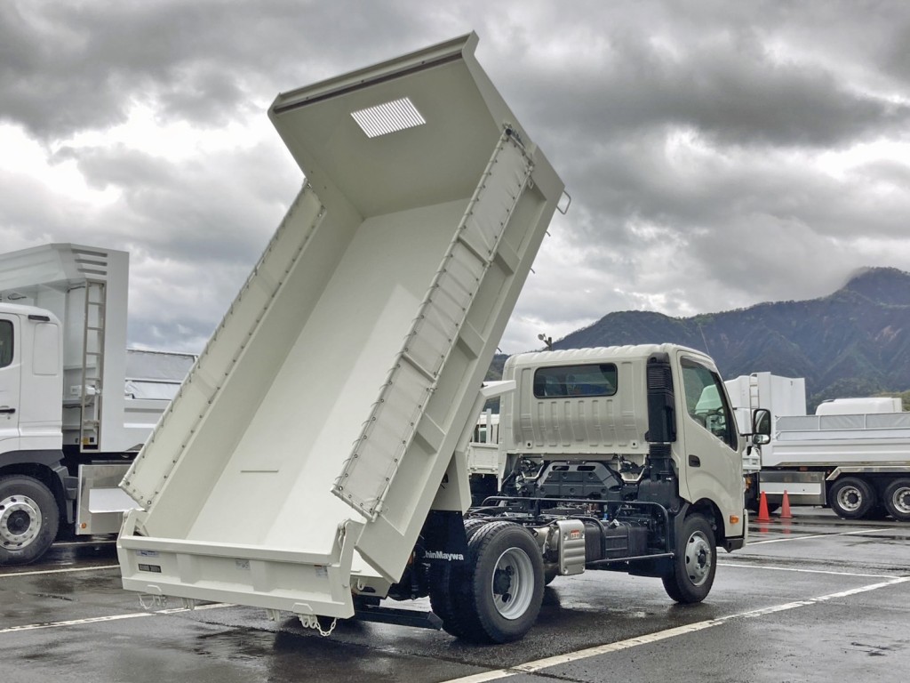 ダンプアップ時の状態です。|日野 デュトロ 2KG-XZU700X(2WD)の写真5