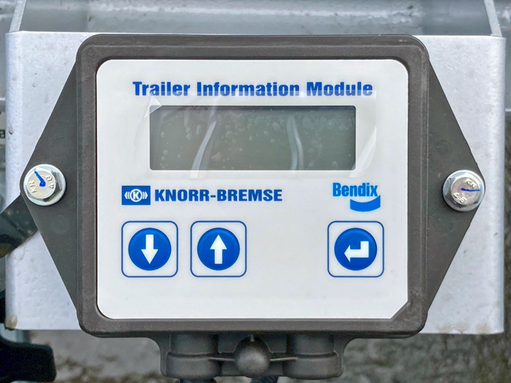 モニター付きです。|トレクス  CTB34004の写真16