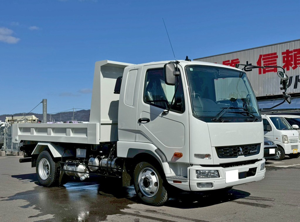 三菱 ファイター 2KG-FK62F(2WD)の写真2