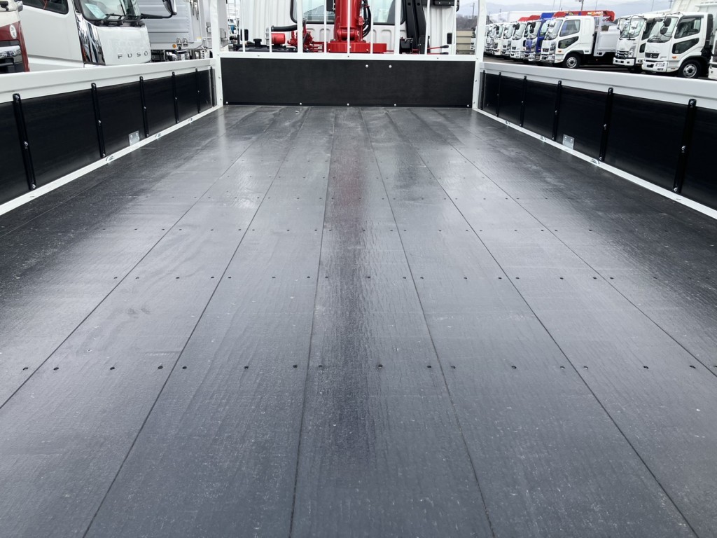 三菱 ファイター 2KG-FK62F(2WD)の写真5