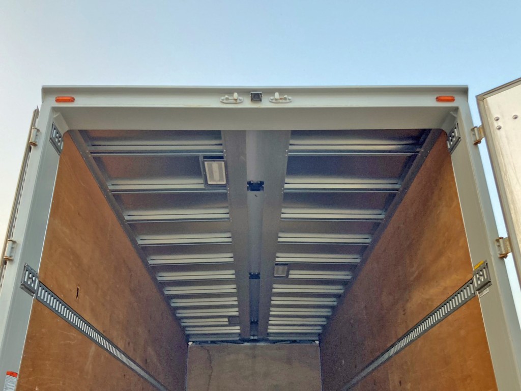 センタービームレスです。|日野 レンジャー 2PG-FE2ABGの写真13