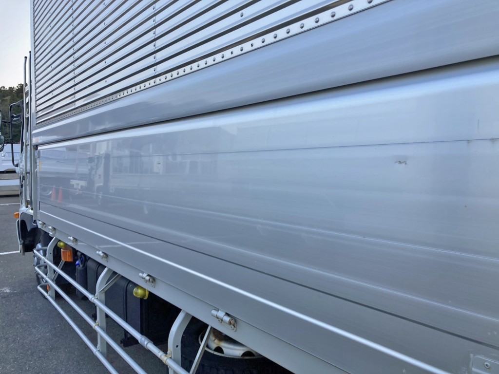 助手席側アオリにキズ・ヘコミがあります。|日野 レンジャー 2PG-FE2ABGの写真30