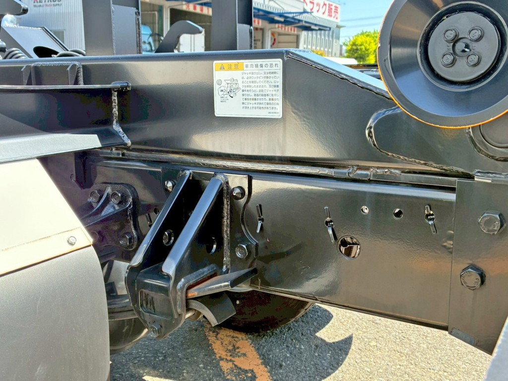 シャーシの状態です。|いすゞ フォワード 2RG-FRR90S4(2WD)の写真6