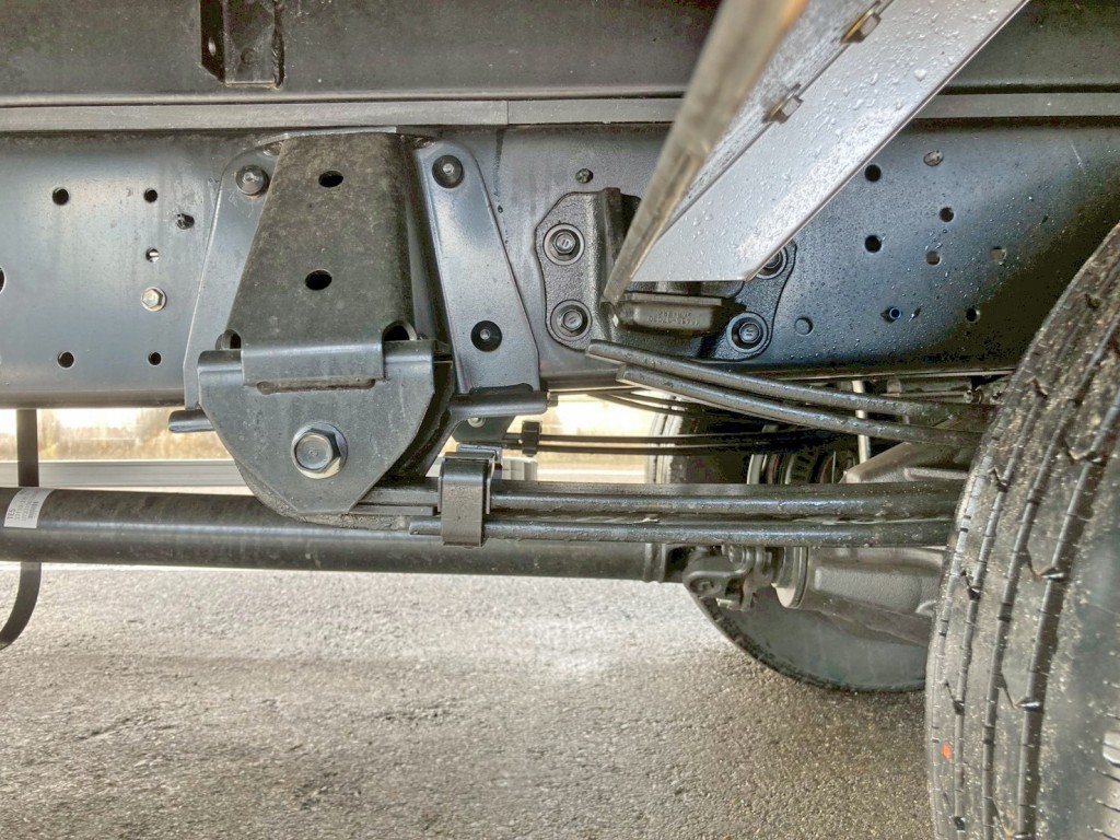 リーフサスです。|日野 デュトロ 2KG-XZU722M(2WD)の写真5