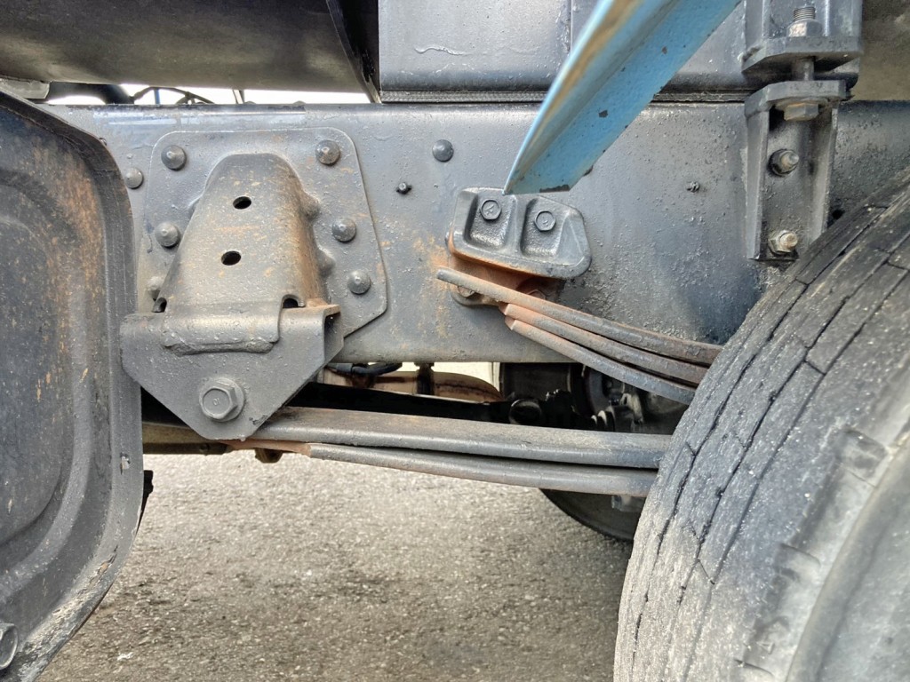 リーフサスです。|日野 レンジャー TKG-FC9JCAP(2WD)の写真5