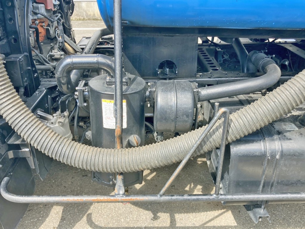 助手席側配管周りの状態です。|日野 レンジャー TKG-FC9JCAP(2WD)の写真18