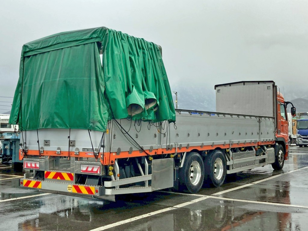 幌を後方に寄せた状態です。|三菱 スーパーグレート 2PG-FU75HZの写真6