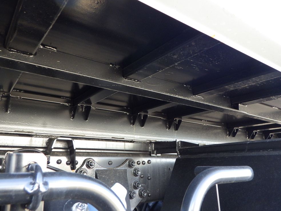 シャーシとネタの状態です。|三菱 ファイター 2KG-FK65FYの写真14