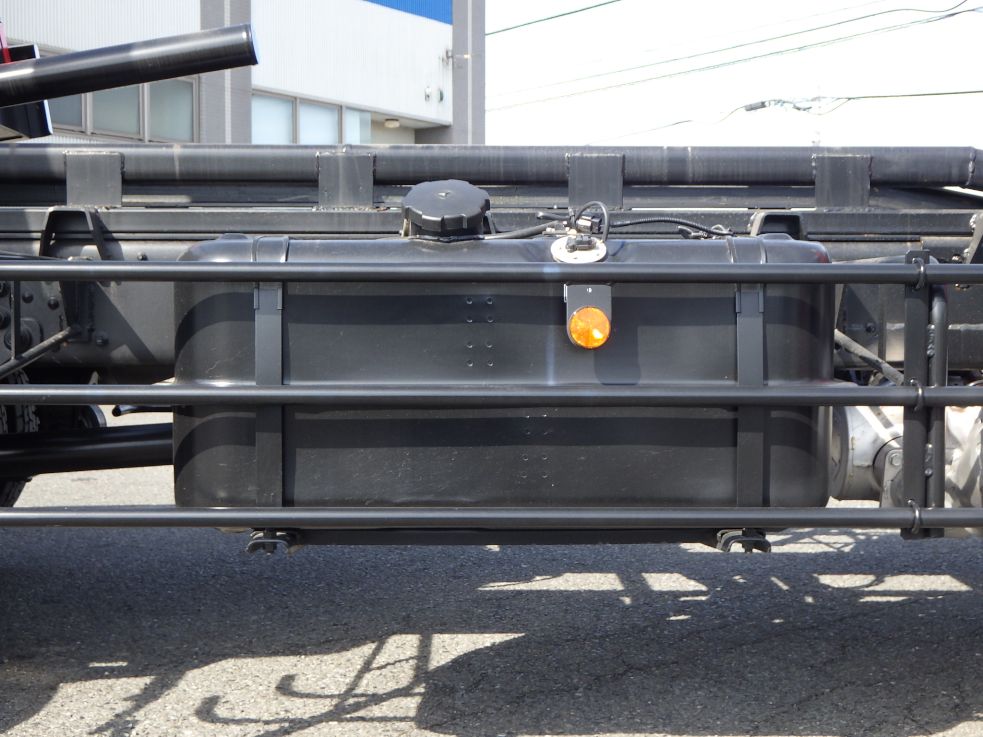 燃料タンクは２００Lです。|三菱 ファイター 2KG-FK65FYの写真35