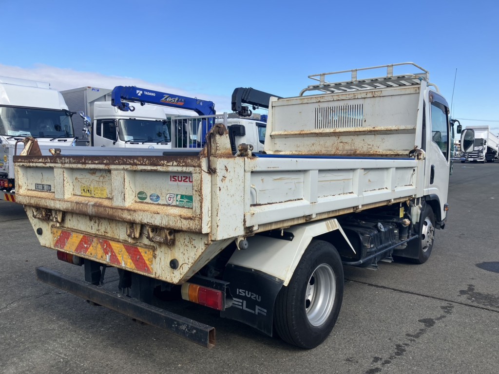 いすゞ エルフ SKG-NPR85YN(2WD)の写真4