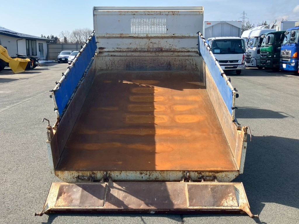 いすゞ エルフ SKG-NPR85YN(2WD)の写真11