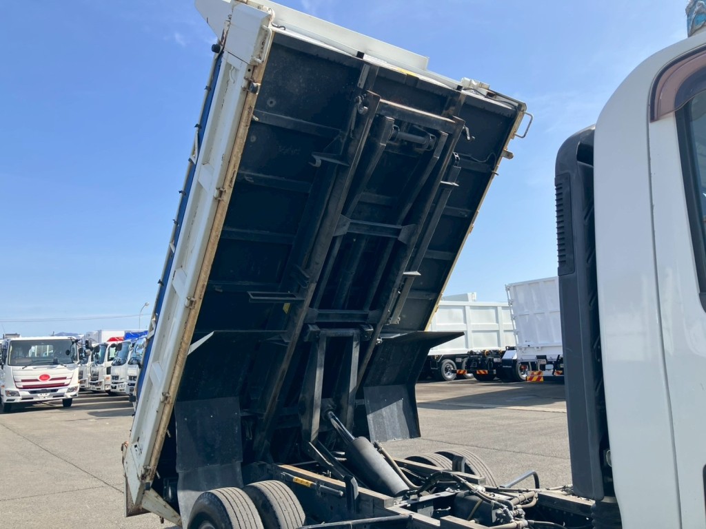 いすゞ エルフ SKG-NPR85YN(2WD)の写真15