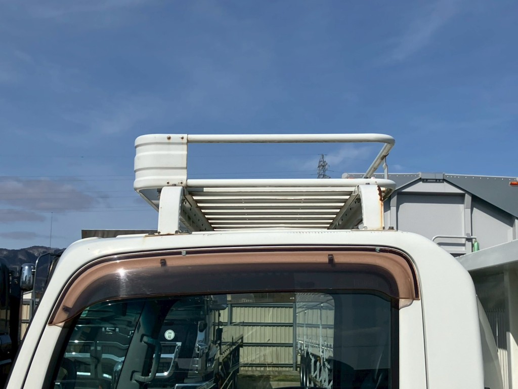 全高オーバーです。（ルーフキャリア分）|いすゞ エルフ SKG-NPR85YN(2WD)の写真46