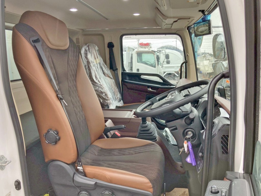 日野 レンジャー 2KG-FD2ABG(2WD)の写真7