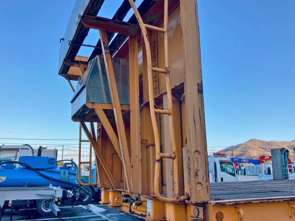 助手席側ハシゴに曲がりがあります。|東急  TF36H2C3の写真20