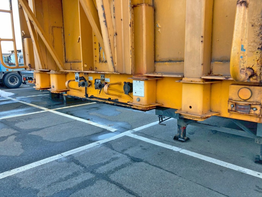 前壁はスタンション差込式です。(助手席側)|東急  TF36H2C3の写真23