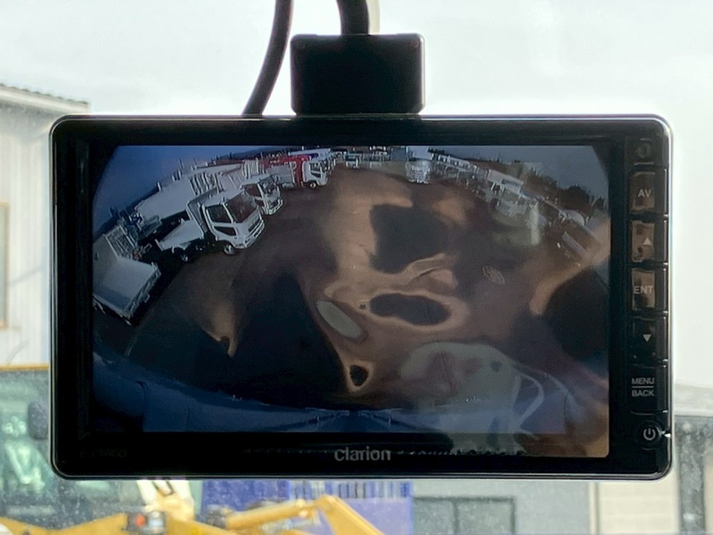 液晶バックモニターです。|日野 レンジャー 2KG-FE2ACGの写真22
