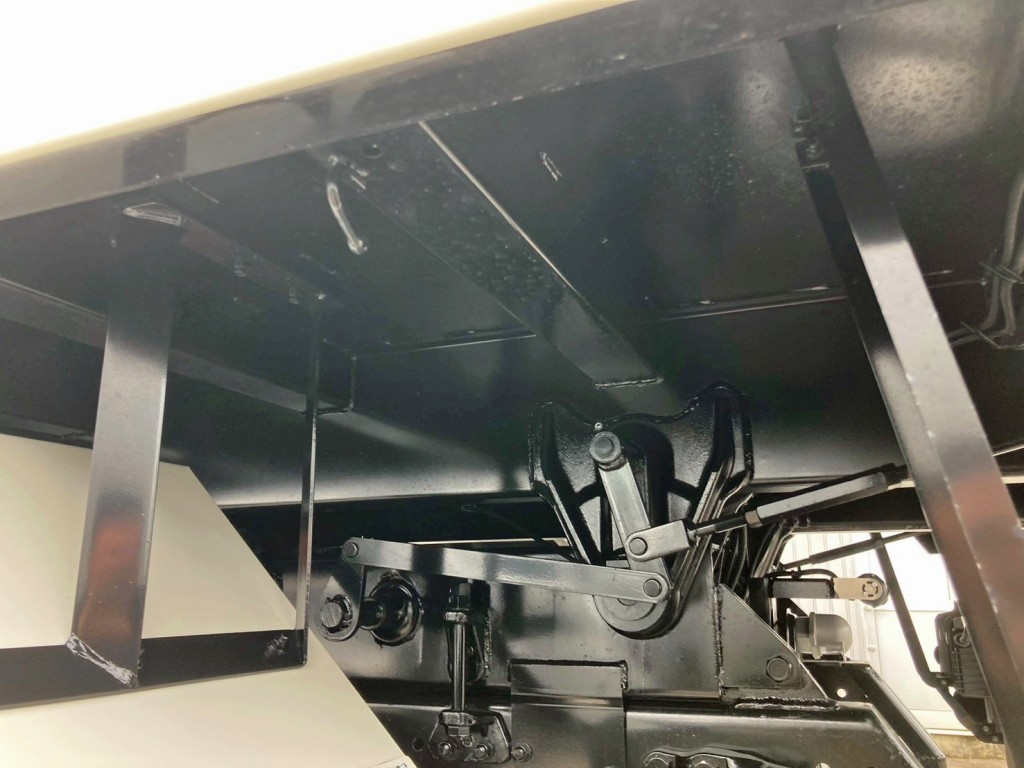 シャーシとネタの状態です。(縦ネタ・横ネタは鉄製です)|三菱 スーパーグレート 2PG-FV80HXの写真6