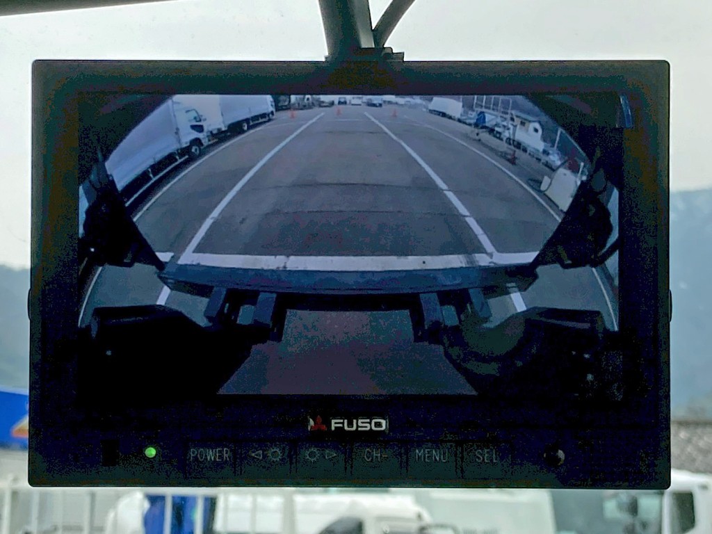 液晶バックモニター付きです。|三菱 スーパーグレート 2PG-FV80HXの写真27