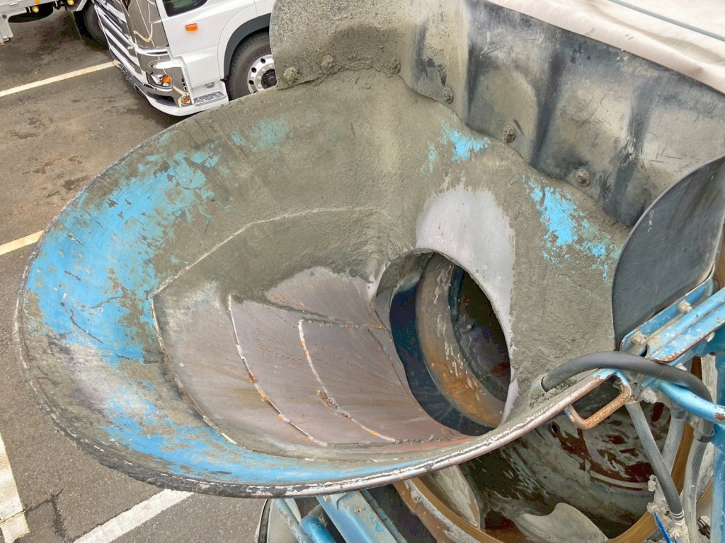 投入口の状態です。|日野 プロフィア QKG-FS1AKAAの写真11