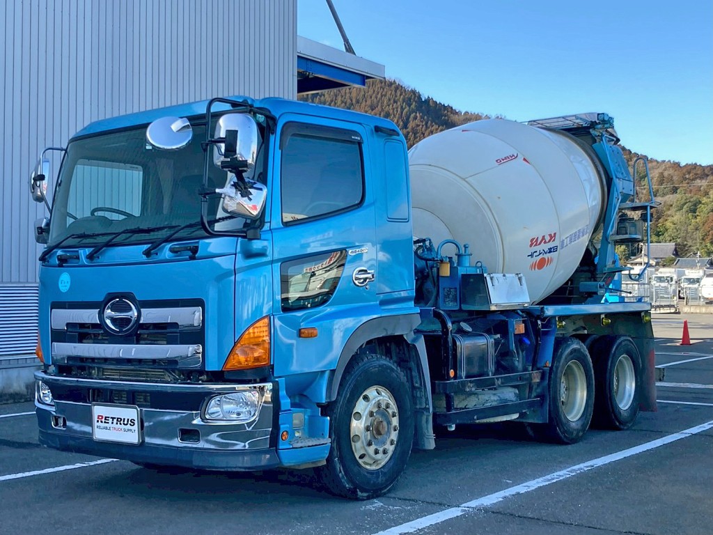 フロント周り、メッキパーツで飾っています。|日野 プロフィア QKG-FS1AKAAの写真1