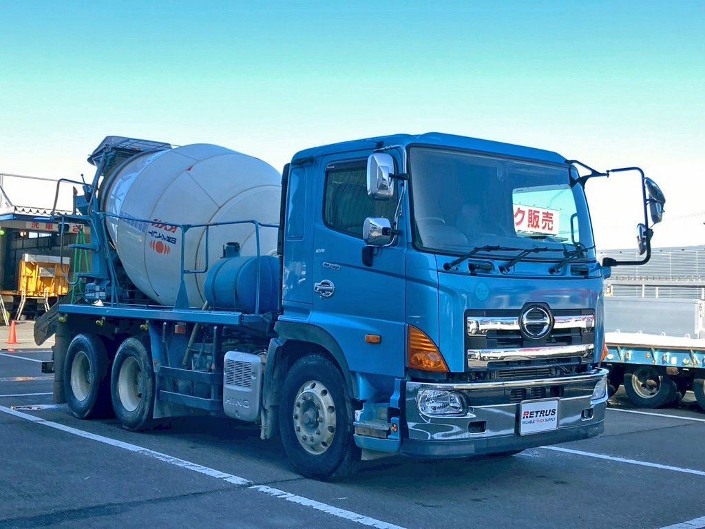 ホイールはアルミ製です。|日野 プロフィア QKG-FS1AKAAの写真2