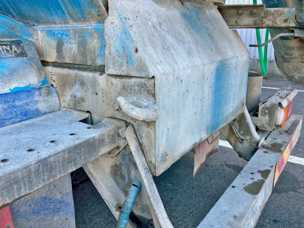 シャーシの状態です。|日野 プロフィア QKG-FS1AKAAの写真6