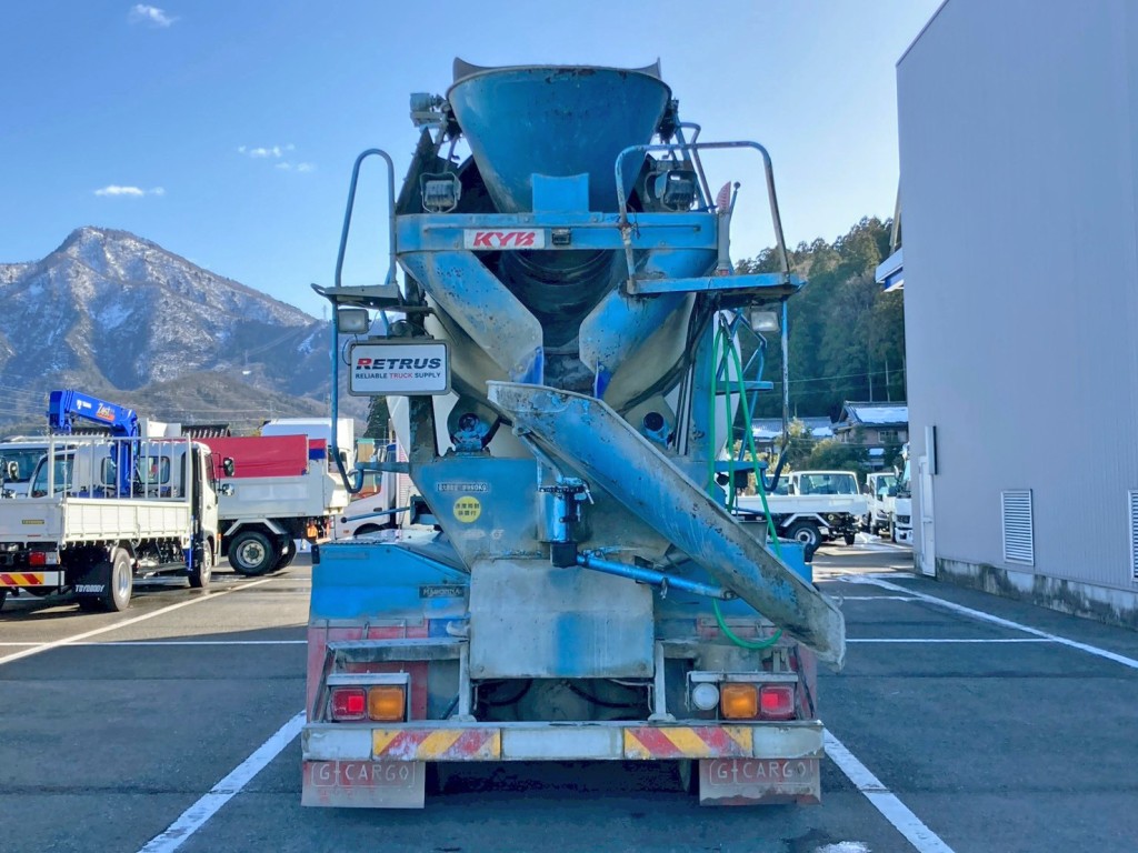 リヤ周りの状態です。|日野 プロフィア QKG-FS1AKAAの写真15