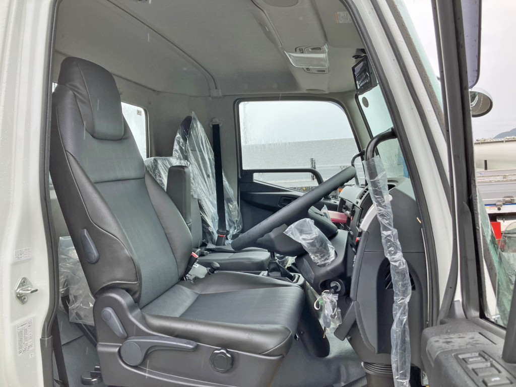 三菱 ファイター 2KG-FK72F(2WD)の写真13