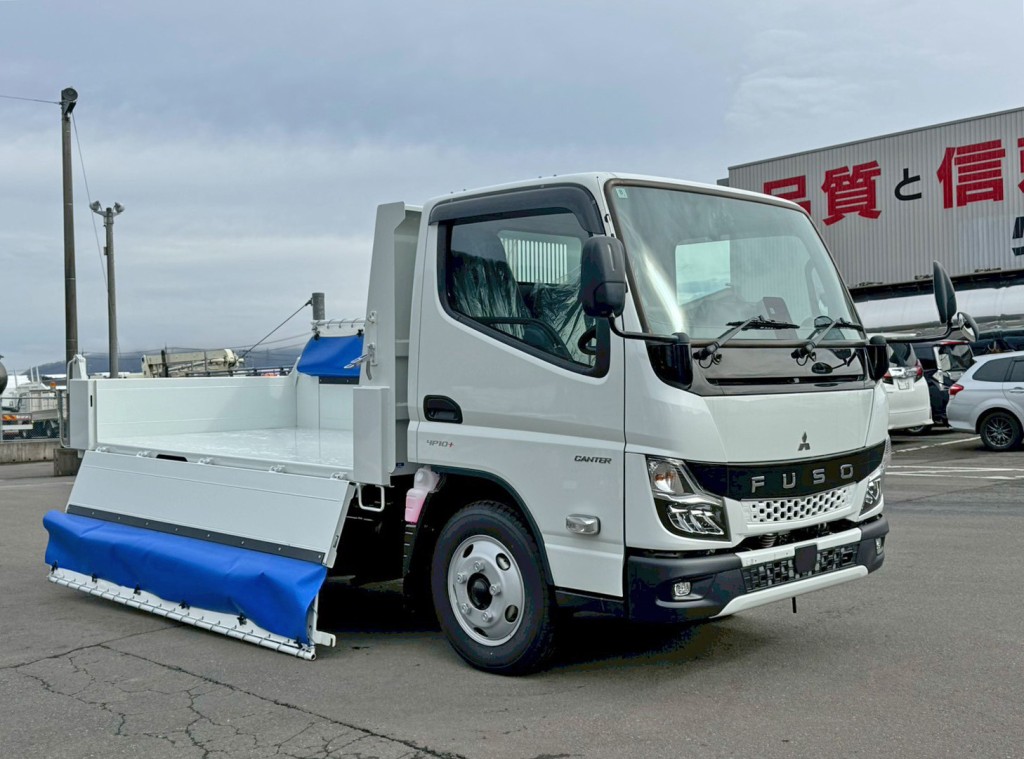 三菱 キャンター 2RG-FBA60(2WD)の写真2