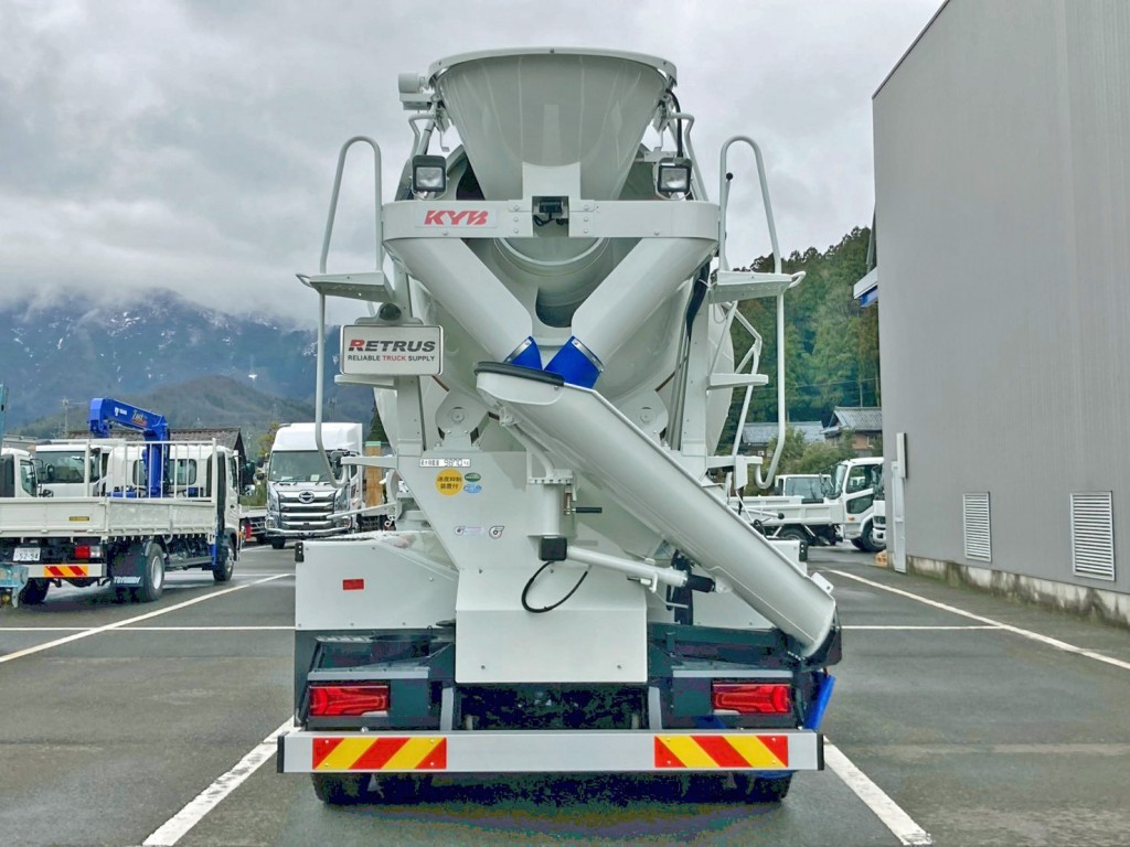 リヤ周りの状態です。|三菱 スーパーグレート 2KG-FV80GXの写真11