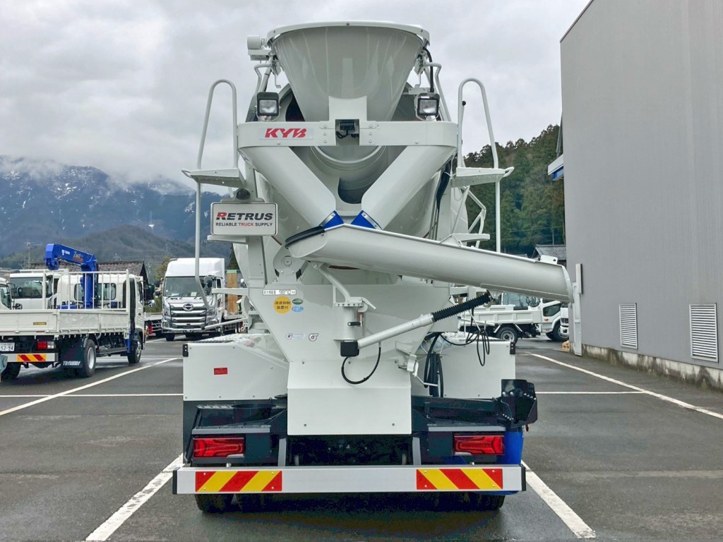 シューターを上限まで上げた状態です。|三菱 スーパーグレート 2KG-FV80GXの写真12