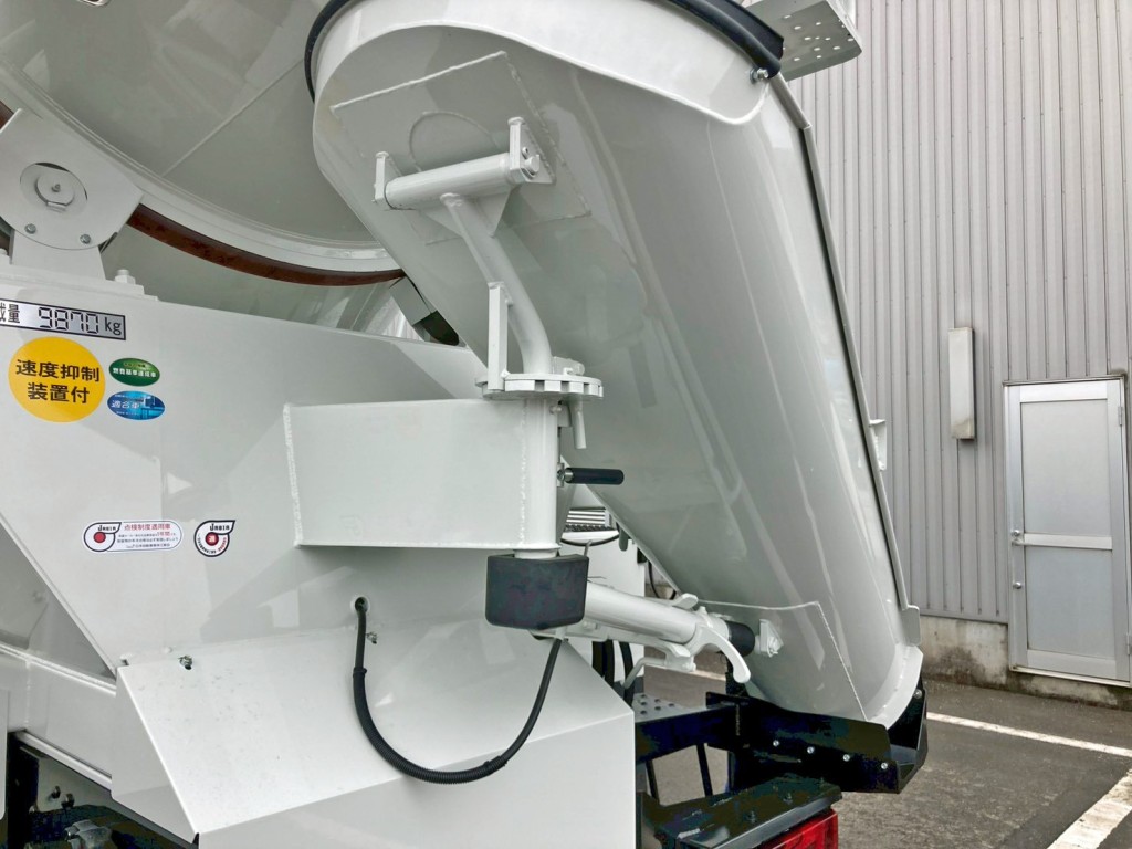 シューターは電動式です。|三菱 スーパーグレート 2KG-FV80GXの写真13