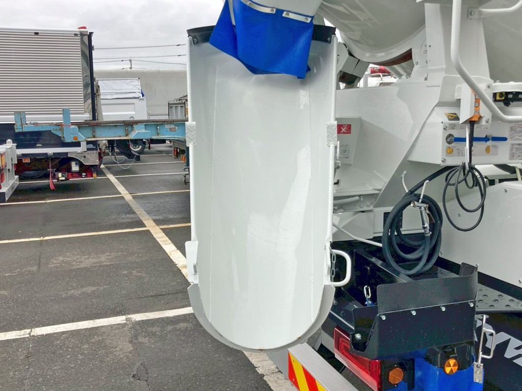 シュートの状態です。|三菱 スーパーグレート 2KG-FV80GXの写真14