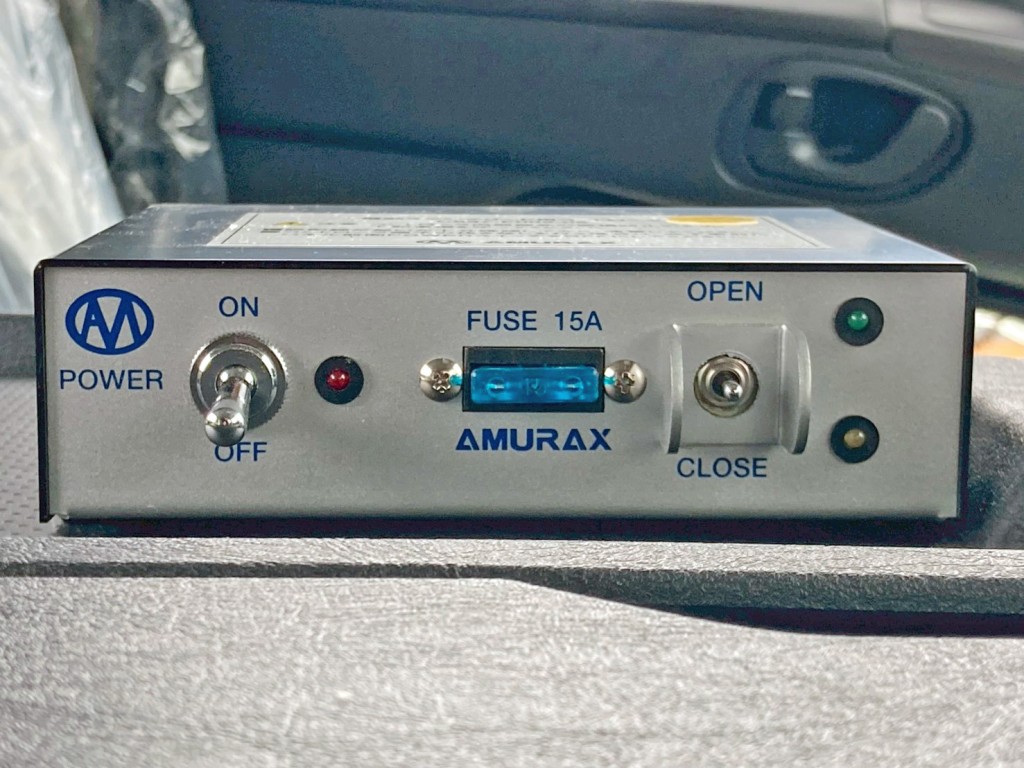 ホッパーカバーの開閉スイッチです。(キャビン内)|三菱 スーパーグレート 2KG-FV80GXの写真28