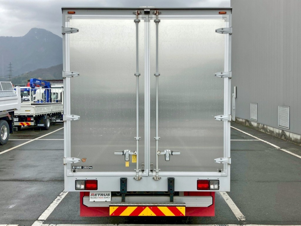 リヤ周りの状態です。|日野 レンジャー 2PG-FD2ABA(2WD)の写真9