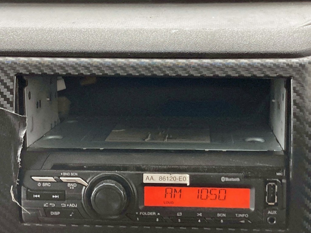 コンソールボックスが欠品しています。|日野 レンジャー 2PG-FD2ABA(2WD)の写真20