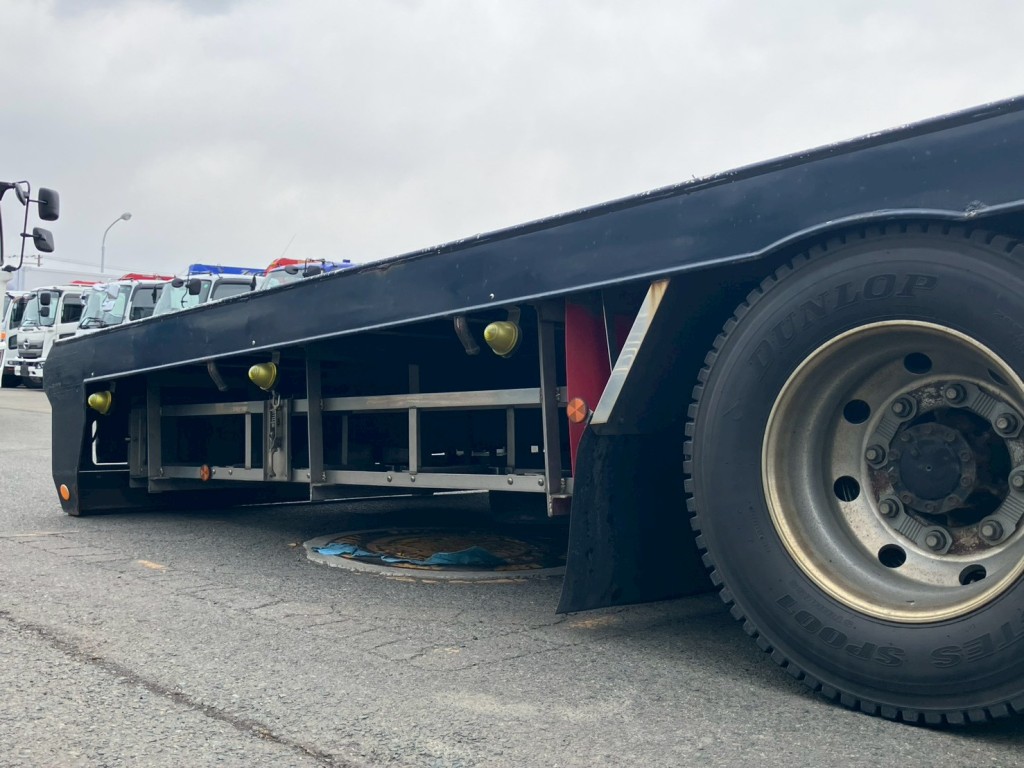 いすゞ ギガ 2PG-CYH77Cの写真13