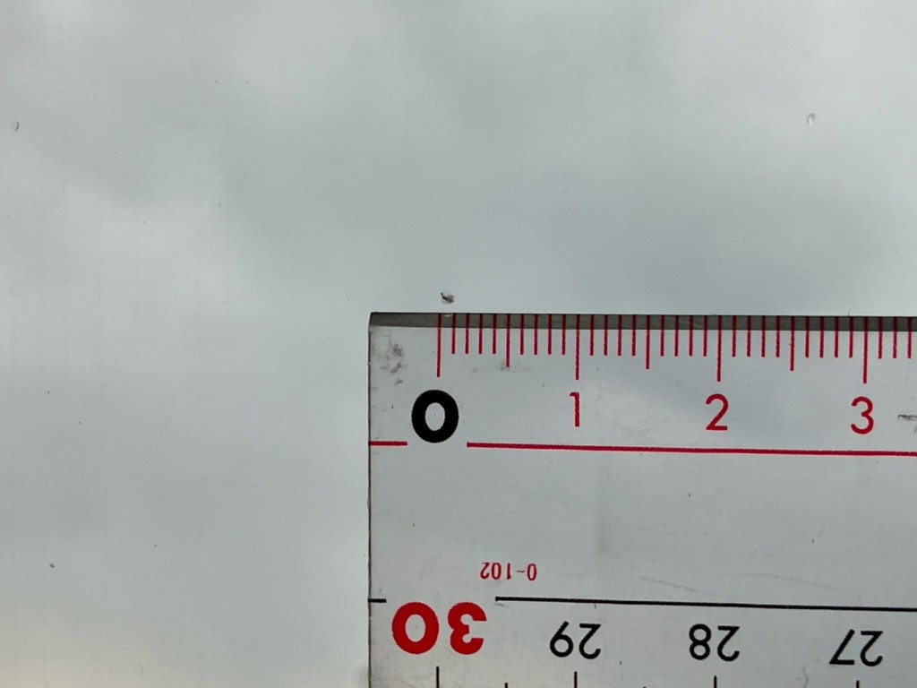 フロントガラスに飛び石があります。|いすゞ ギガ 2PG-CYH77Cの写真16