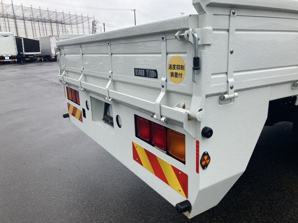 三菱 ファイター 2KG-FK62FZの写真6