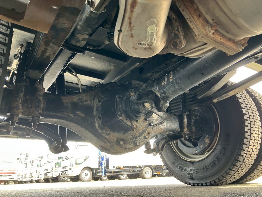 下回りの状態です。|日野 レンジャー 2KG-FC2ABA(2WD)の写真30