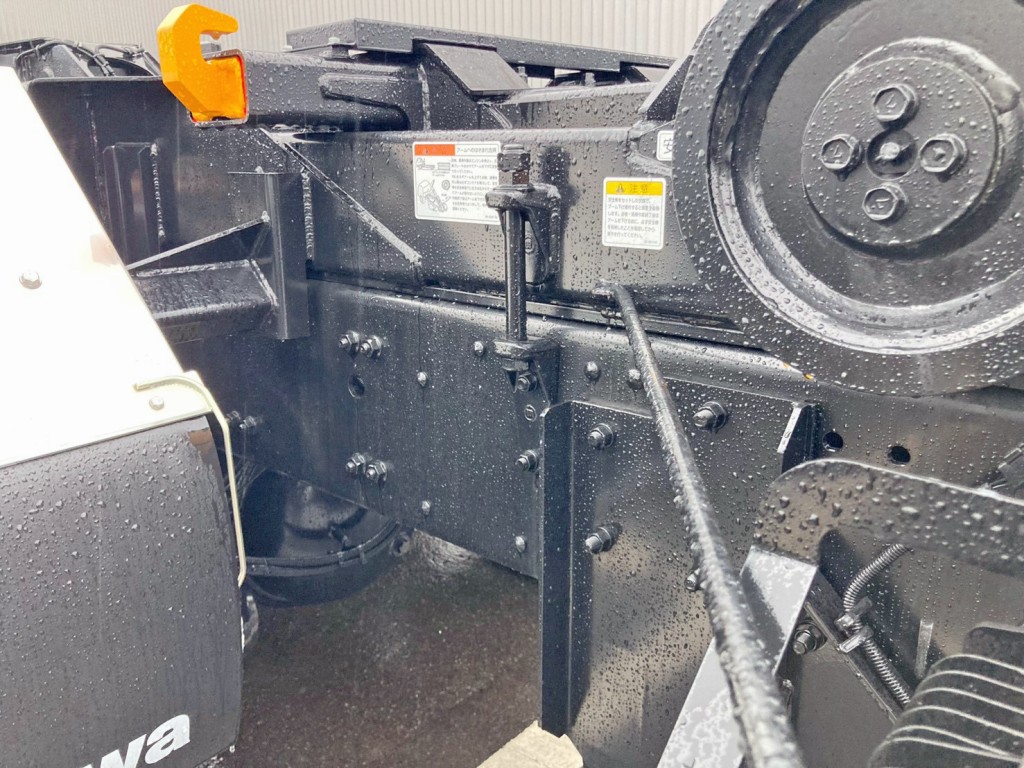 シャーシの状態です。|三菱 スーパーグレート 2PG-FV80HYの写真6