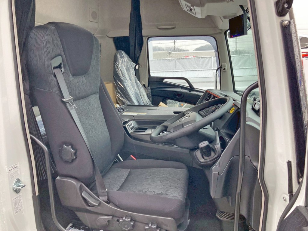 ハイルーフキャビンです。|三菱 スーパーグレート 2PG-FV80HYの写真7