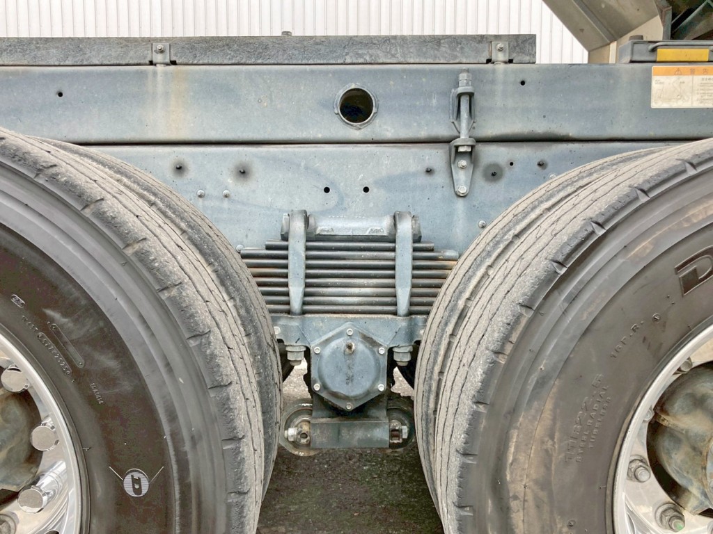 リーフサスです。|UDトラックス クオン QKG-CW5XLの写真5