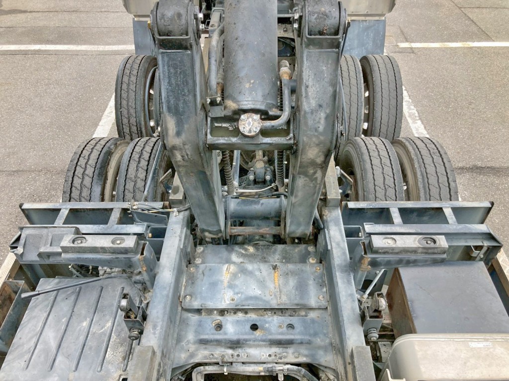 UDトラックス クオン QKG-CW5XLの写真15