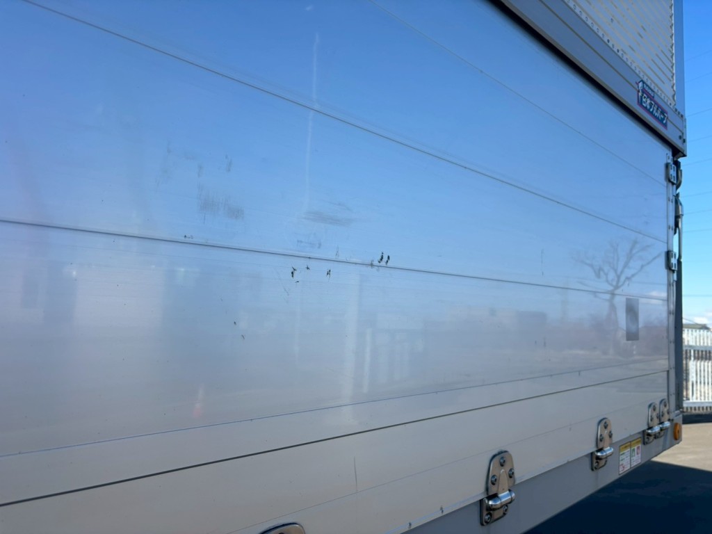 運転席側アオリにヘコミ傷あります。|フルハーフ  DFPTF341A改の写真16