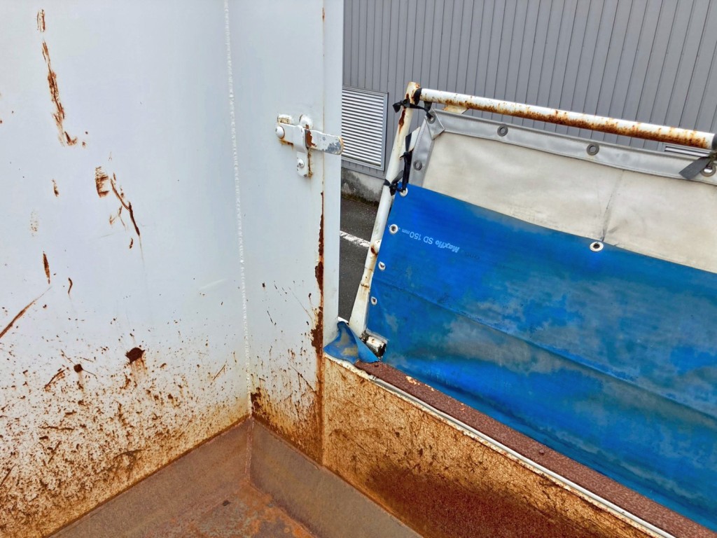 運転席側ストッパーの状態です。|三菱 スーパーグレート QKG-FV50VXの写真14