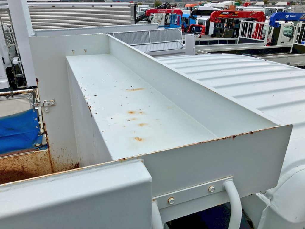 シートデッキの状態です。|三菱 スーパーグレート QKG-FV50VXの写真15