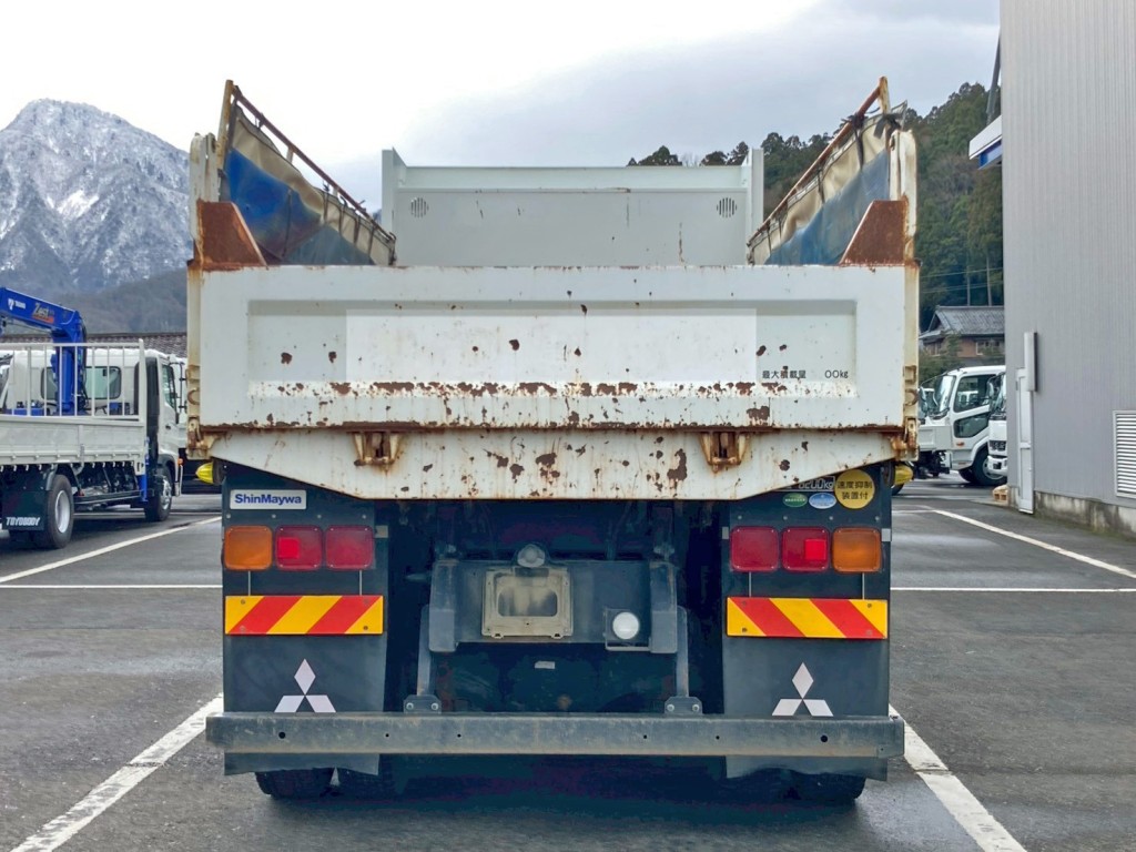 リヤ周りの状態です。|三菱 スーパーグレート QKG-FV50VXの写真23